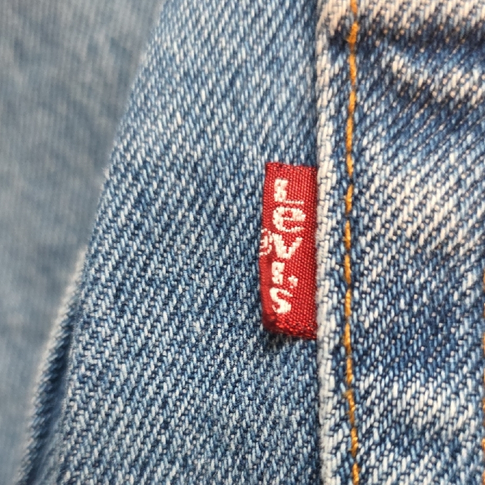 Levi's 551 Relaxed Fit Tapered Leg Light Blue Jeans Size 12R - Picture 2 of 7